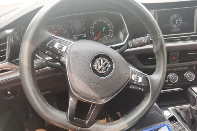 Used Volkswagen Sagitar 2020 280TSI DSG Comfort Version China VI Standard Steering Wheel