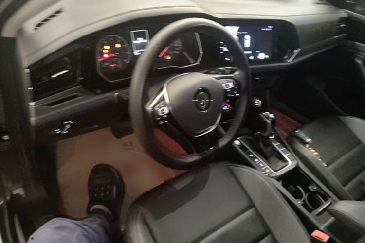 Used Volkswagen Sagitar 2020 200TSI DSG Comfort Version China VI Standard Steering Wheel