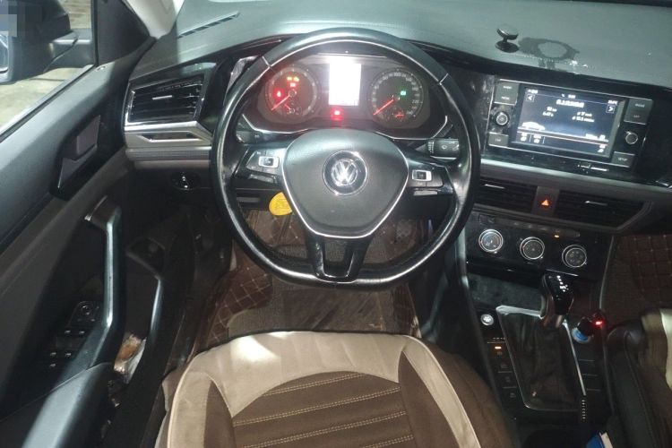 Used Volkswagen Sagitar 2020 200TSI DSG Comfort Version China VI Standard Steering Wheel