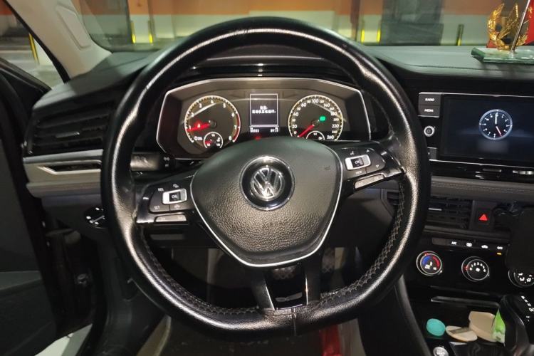 Used Volkswagen Sagitar 2020 280TSI DSG Comfort Version China VI Standard Steering Wheel