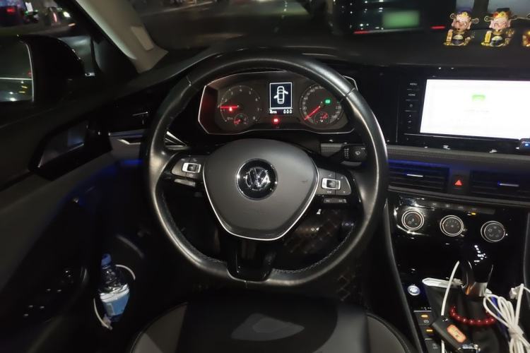 Used Volkswagen Sagitar 2020 280TSI DSG Comfort Version China VI Standard Steering Wheel