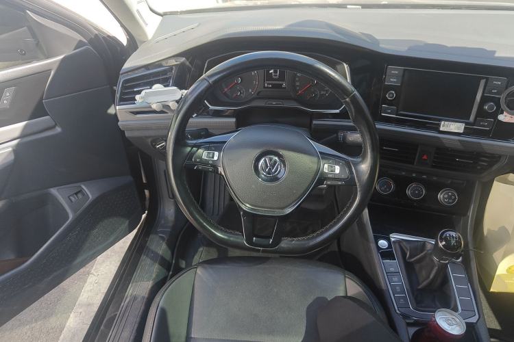 Used Volkswagen Sagitar 2020 200TSI Manual Comfort Version China VI Standard Steering Wheel