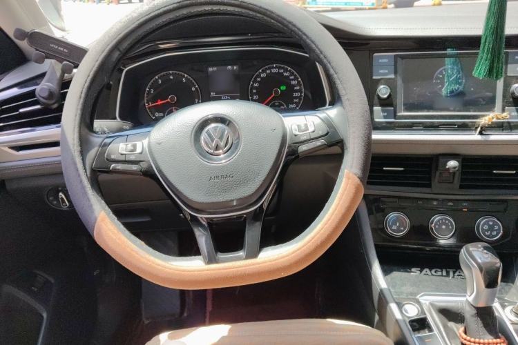 Used Volkswagen Sagitar 2020 280TSI DSG Comfort Version China VI Standard Steering Wheel