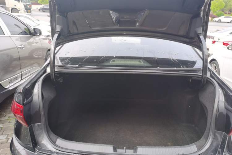 Used Volkswagen Sagitar 2020 280TSI DSG Comfort Version China VI Standard Trunk