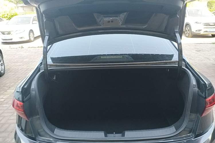 Used Volkswagen Sagitar 2020 280TSI DSG Comfort Version China VI Standard Trunk