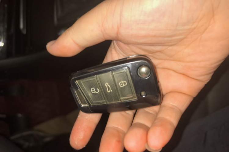 Used Volkswagen Sagitar 2020 280TSI DSG Comfort Version China VI Standard Vehicle Key