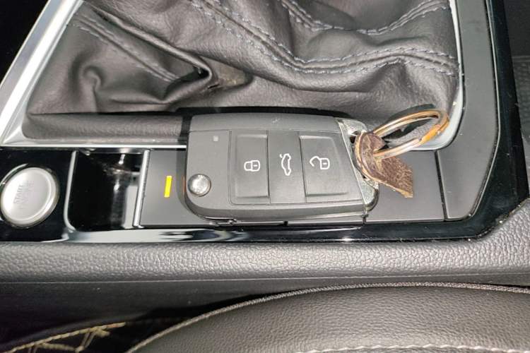Used Volkswagen Sagitar 2020 200TSI DSG Comfort Version China VI Standard Vehicle Key