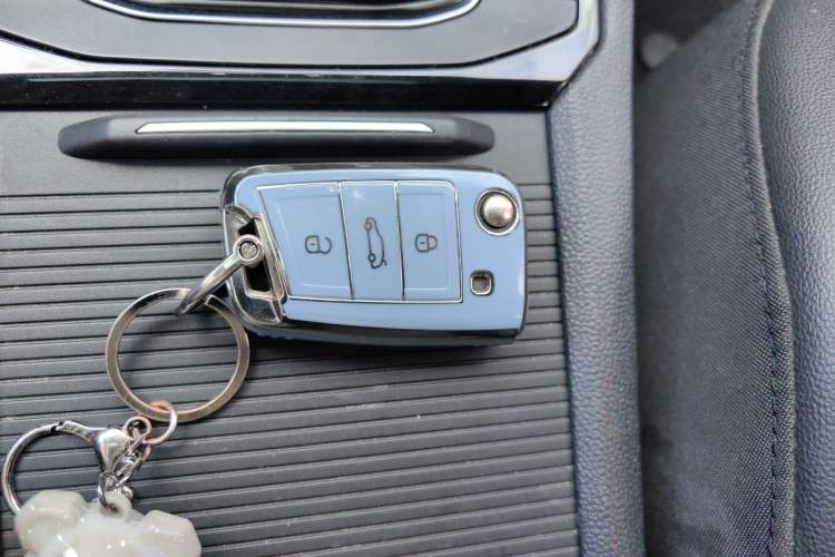 Used Volkswagen Sagitar 2020 200TSI DSG Comfort Version China VI Standard Vehicle Key