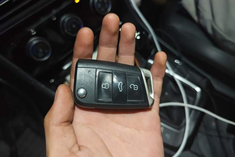 Used Volkswagen Sagitar 2020 280TSI DSG Comfort Version China VI Standard Vehicle Key