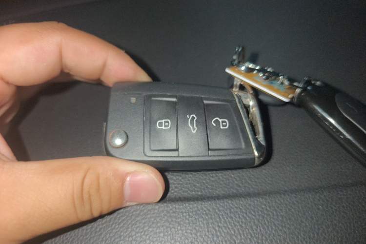 Used Volkswagen Sagitar 2020 200TSI DSG Comfort Version China VI Standard Vehicle Key