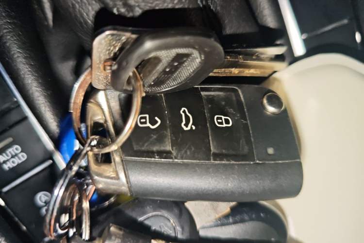 Used Volkswagen Sagitar 2020 280TSI DSG Comfort Version China VI Standard Vehicle Key