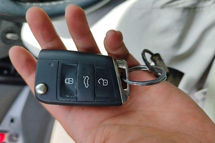 Used Volkswagen Sagitar 2020 280TSI DSG Comfort Version China VI Standard Vehicle Key