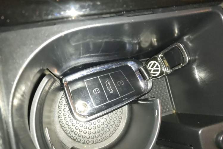 Used Volkswagen Sagitar 2020 280TSI DSG Comfort Version China VI Standard Vehicle Key