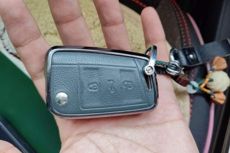 Used Volkswagen Sagitar 2020 280TSI DSG Comfort Version China V Standard Vehicle Key