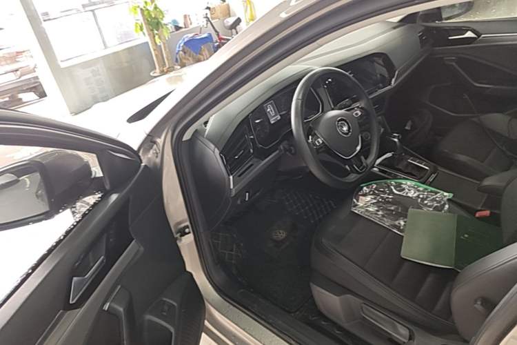 Used Volkswagen Sagitar 2020 280TSI DSG Comfort Version China VI Standard Driver Seat
