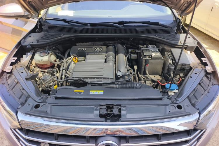 Used Volkswagen Sagitar 2020 280TSI DSG Comfort Version China VI Standard Engine Bay