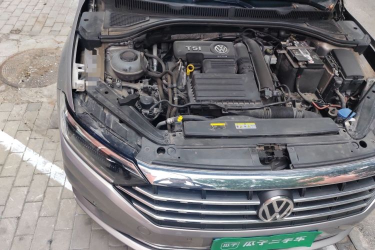 Used Volkswagen Sagitar 2020 280TSI DSG Luxury Version China VI Standard Engine Bay Right