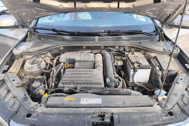 Used Volkswagen Sagitar 2020 280TSI DSG Comfort Version China VI Standard Engine Bay