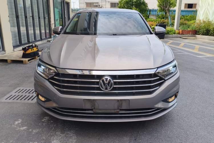Used Volkswagen Sagitar 2020 200TSI DSG Comfort Version China VI Standard Front