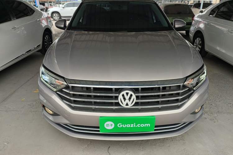 Used Volkswagen Sagitar 2020 200TSI Manual Comfort Version China VI Standard Front
