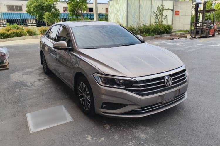 Used Volkswagen Sagitar 2020 200TSI DSG Comfort Version China VI Standard Front Right 45 Deg