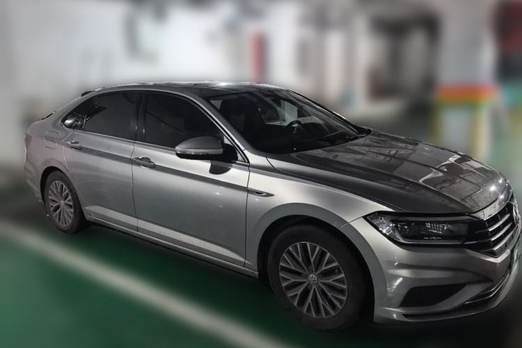 Used Volkswagen Sagitar 2020 200TSI Manual Comfort Version China VI Standard Front Right 45 Deg