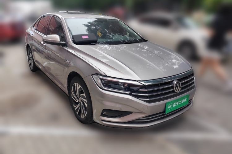 Used Volkswagen Sagitar 2020 280TSI DSG Luxury Version China VI Standard Front Right 45 Deg