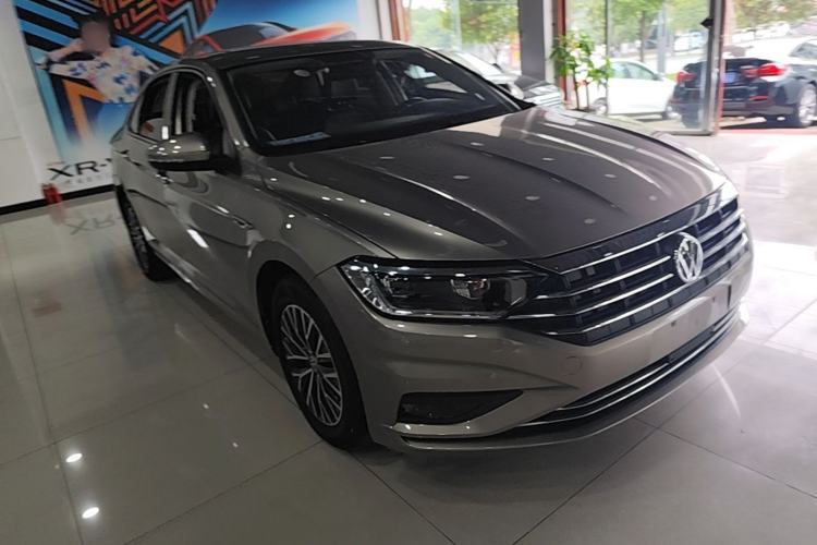 Used Volkswagen Sagitar 2020 200TSI DSG Comfort Version China VI Standard Front Right 45 Deg
