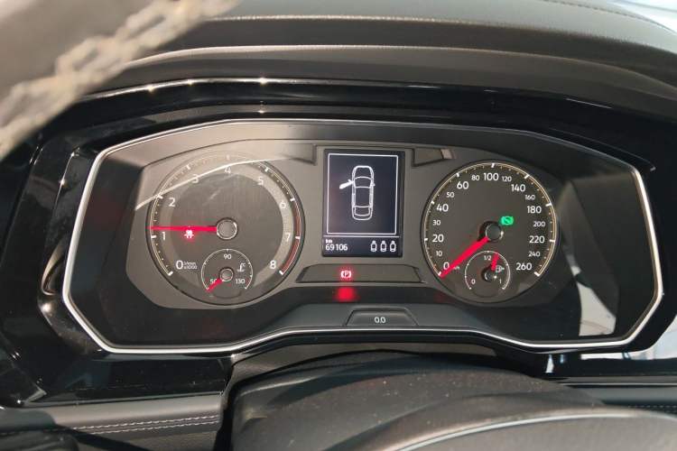 Used Volkswagen Sagitar 2020 280TSI DSG Comfort Version China VI Standard Instrument Cluster