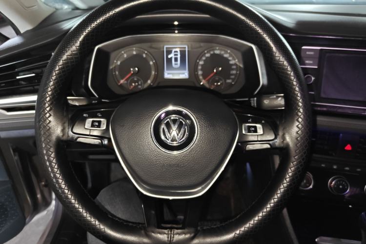 Used Volkswagen Sagitar 2020 200TSI DSG Comfort Version China VI Standard Interior 5