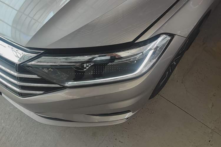 Used Volkswagen Sagitar 2020 280TSI DSG Comfort Version China VI Standard Left Front Headlight