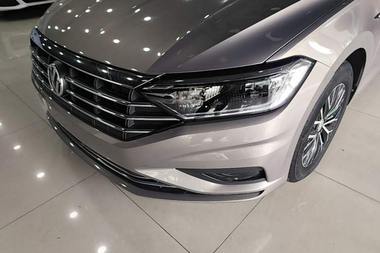 Used Volkswagen Sagitar 2020 200TSI DSG Comfort Version China VI Standard Left Front Headlight