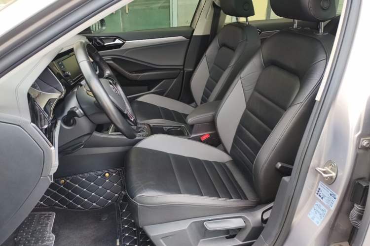 Used Volkswagen Sagitar 2020 200TSI DSG Comfort Version China VI Standard Left Front Seat