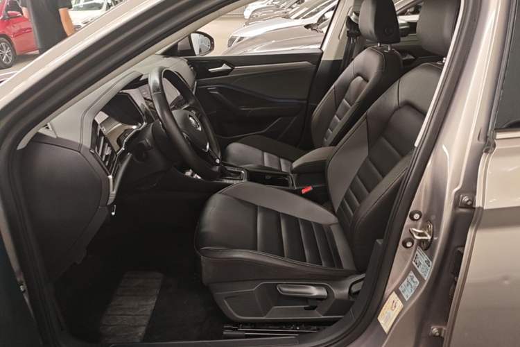 Used Volkswagen Sagitar 2020 280TSI DSG Comfort Version China VI Standard Left Front Seat