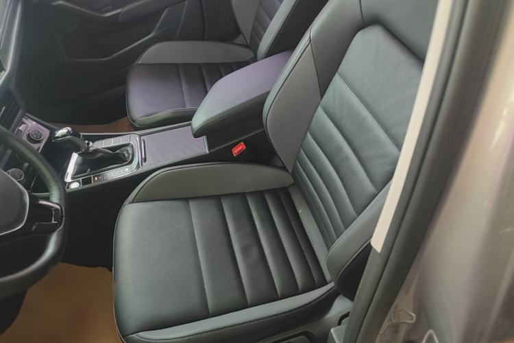 Used Volkswagen Sagitar 2020 280TSI DSG Comfort Version China VI Standard Left Front Seat