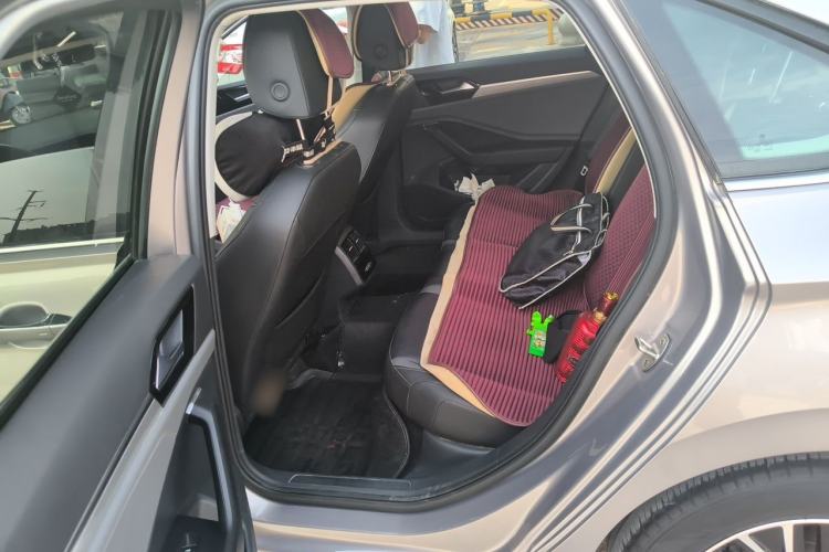 Used Volkswagen Sagitar 2020 280TSI DSG Comfort Version China VI Standard Left Rear Seat