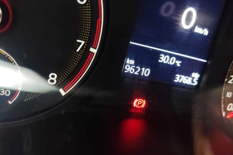 Used Volkswagen Sagitar 2020 280TSI DSG Luxury Version China VI Standard Odometer Close Up