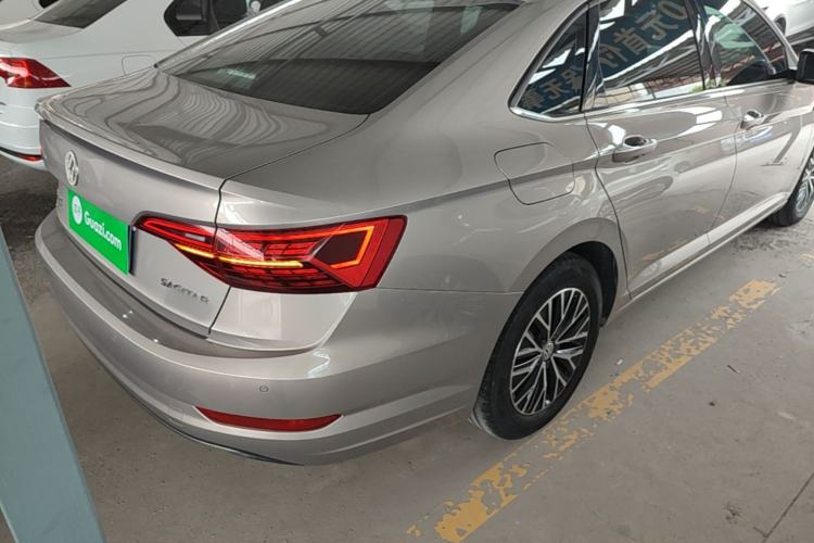 Used Volkswagen Sagitar 2020 200TSI Manual Comfort Version China VI Standard Rear Right 45 Deg