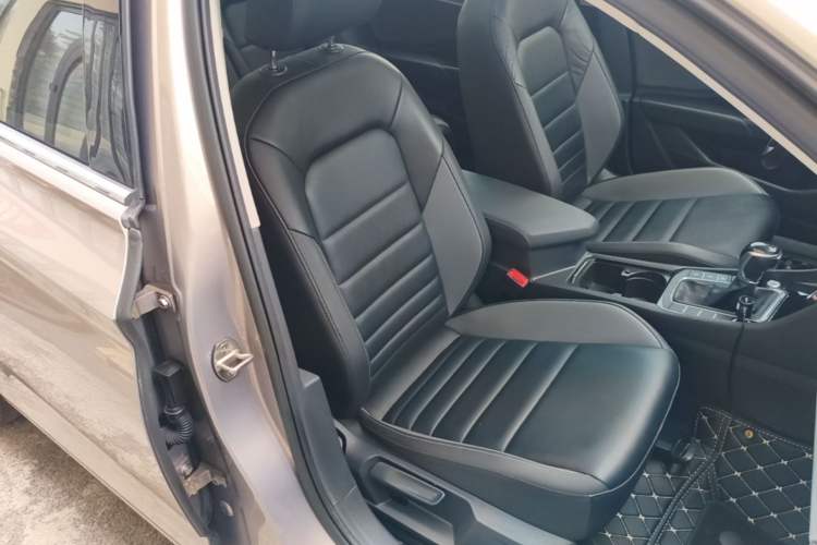 Used Volkswagen Sagitar 2020 200TSI DSG Comfort Version China VI Standard Right Front Seat