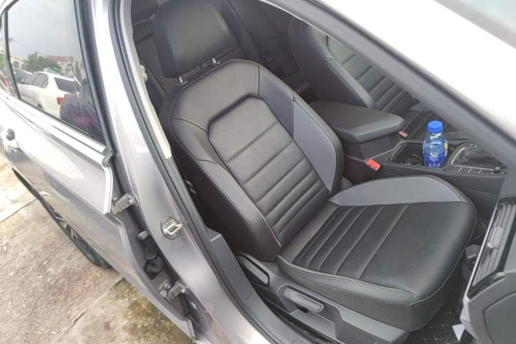 Used Volkswagen Sagitar 2020 280TSI DSG Comfort Version China VI Standard Right Front Seat