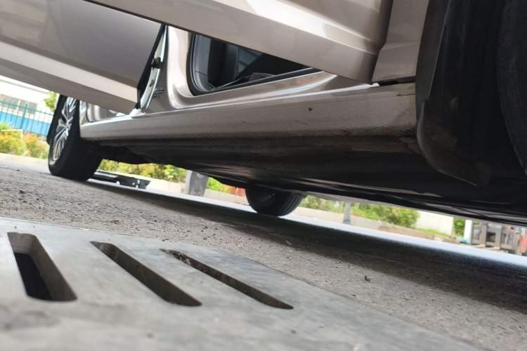 Used Volkswagen Sagitar 2020 200TSI DSG Comfort Version China VI Standard Right Side Sill