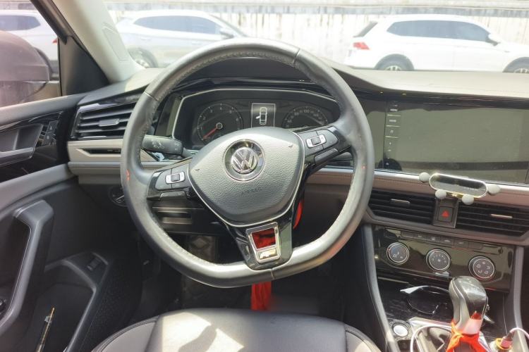 Used Volkswagen Sagitar 2020 280TSI DSG Comfort Version China VI Standard Steering Wheel