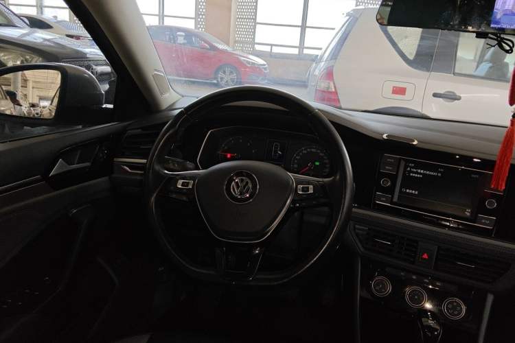Used Volkswagen Sagitar 2020 280TSI DSG Comfort Version China VI Standard Steering Wheel