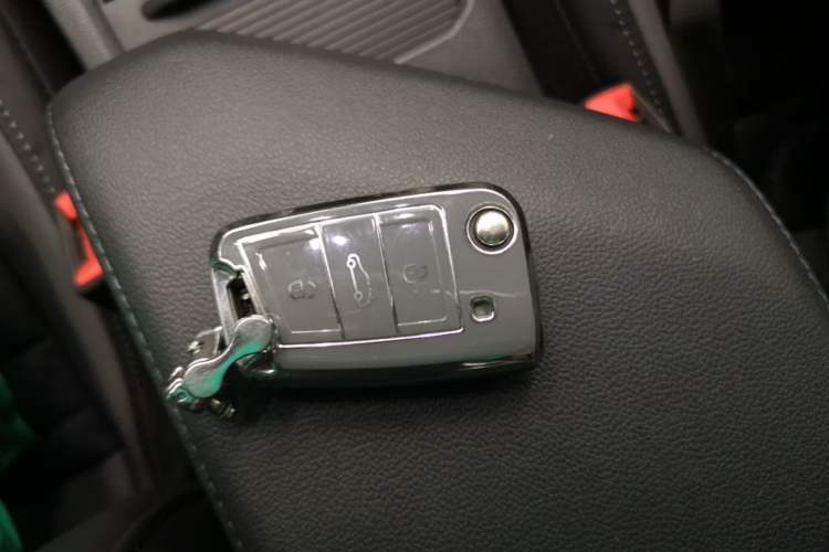 Used Volkswagen Sagitar 2020 280TSI DSG Comfort Version China VI Standard Vehicle Key