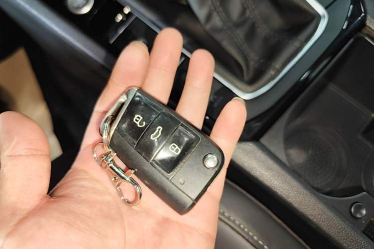 Used Volkswagen Sagitar 2020 200TSI DSG Comfort Version China VI Standard Vehicle Key