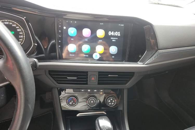 Used Volkswagen Sagitar 2020 280TSI DSG Comfort Version China VI Standard Audio And AC Panel