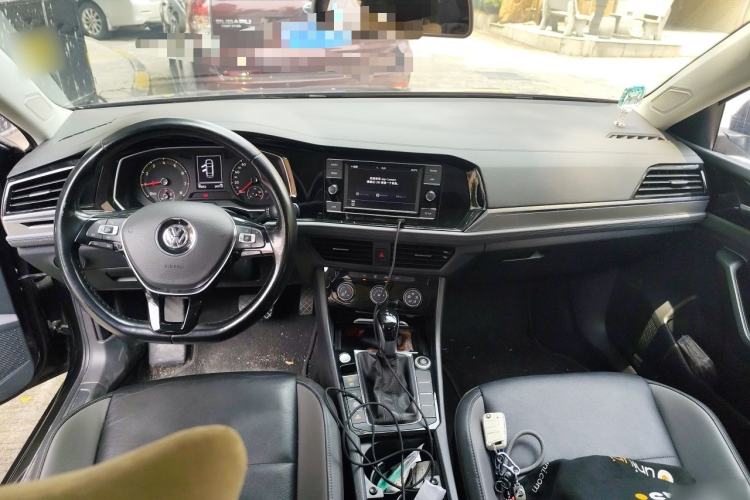 Used Volkswagen Sagitar 2020 280TSI DSG Comfort Version China VI Standard Center Console