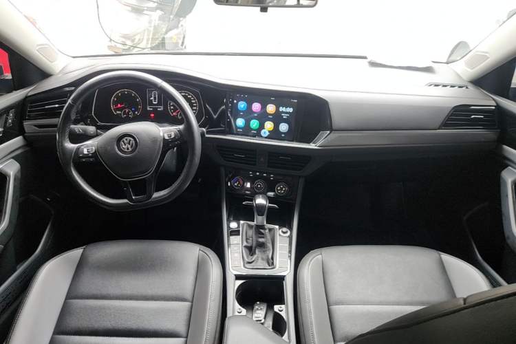 Used Volkswagen Sagitar 2020 280TSI DSG Comfort Version China VI Standard Center Console