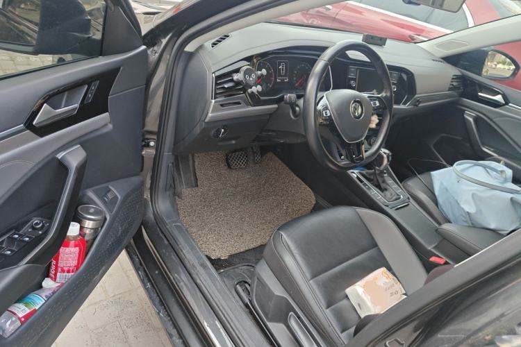 Used Volkswagen Sagitar 2020 200TSI DSG Comfort Version China VI Standard Driver Seat