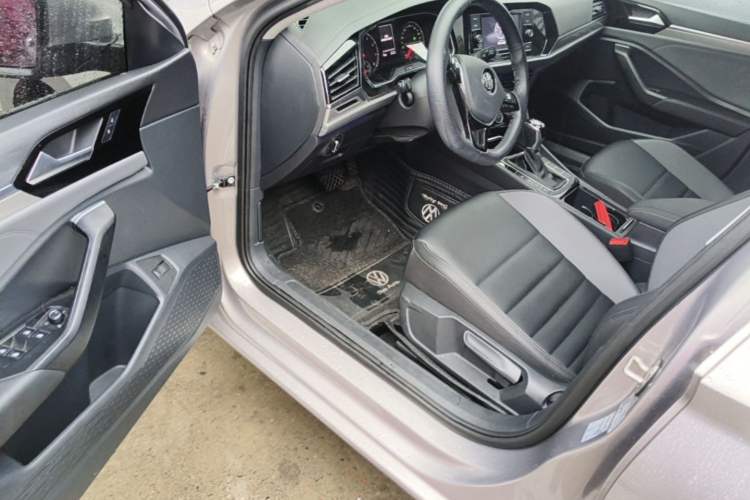 Used Volkswagen Sagitar 2020 280TSI DSG Comfort Version China VI Standard Driver Seat